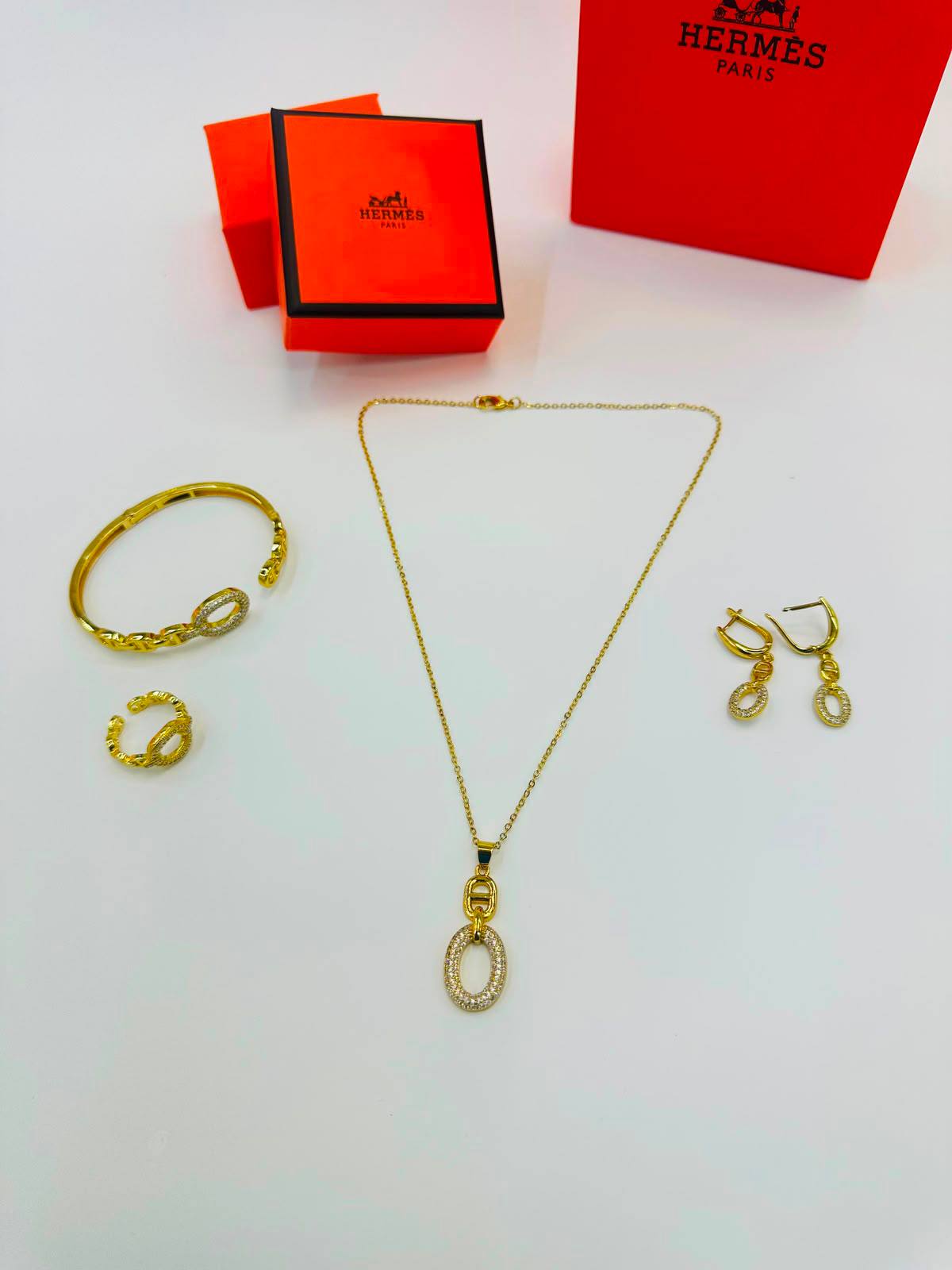 𓂀 *OFFER 𝕊𝕖𝕥* 🪻
Fashion quality 
Offer price 

 *55* 𝔸𝔼𝔻 𝕟𝕠𝕣𝕞𝕒𝕝 𝕓𝕠𝕩 𓂀

Zain48
♥️♥️♥️