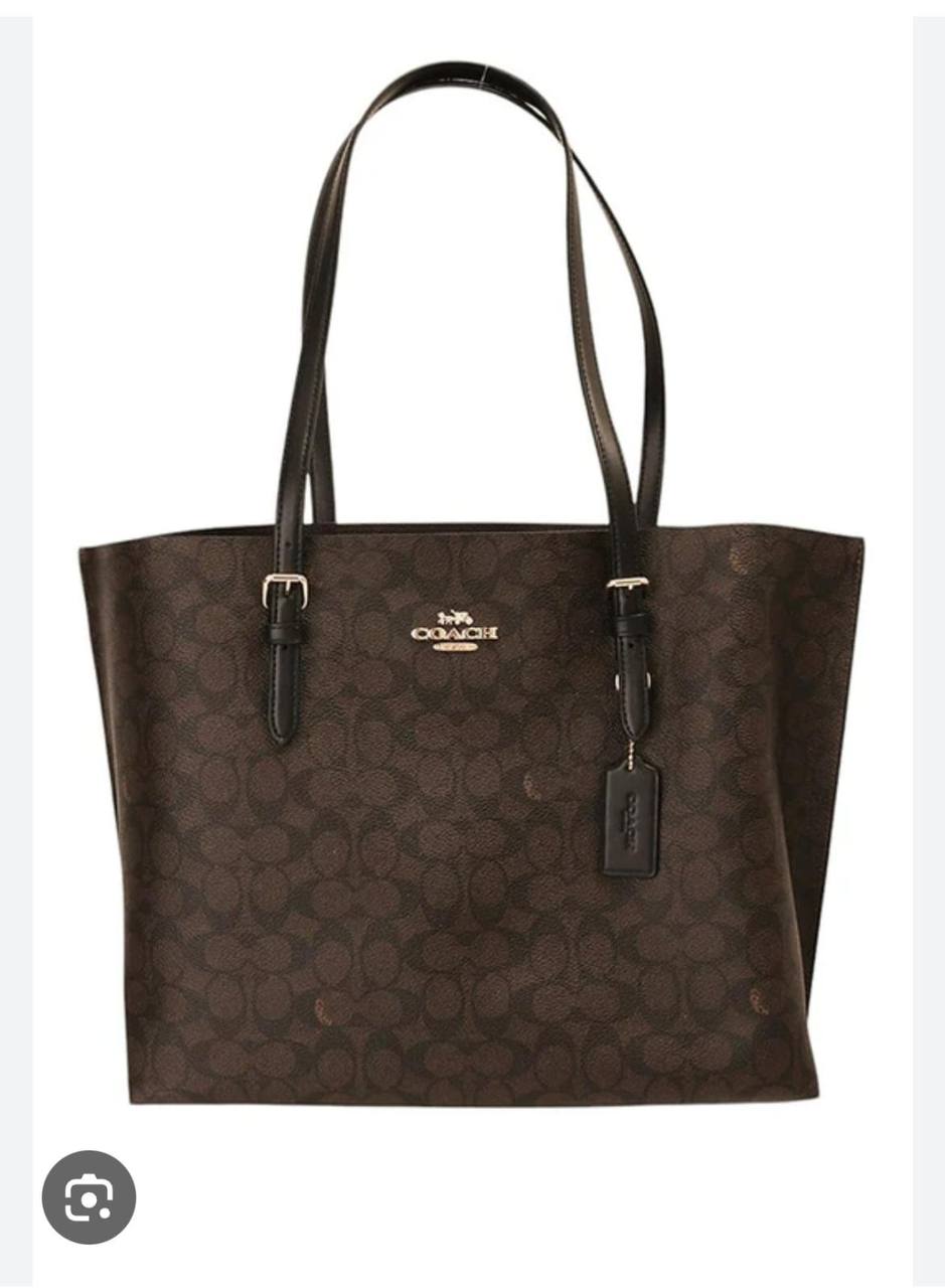 Valentino
GOOD QUALITY 
110 dhs🇦🇪

Zain200
♥️♥️♥️