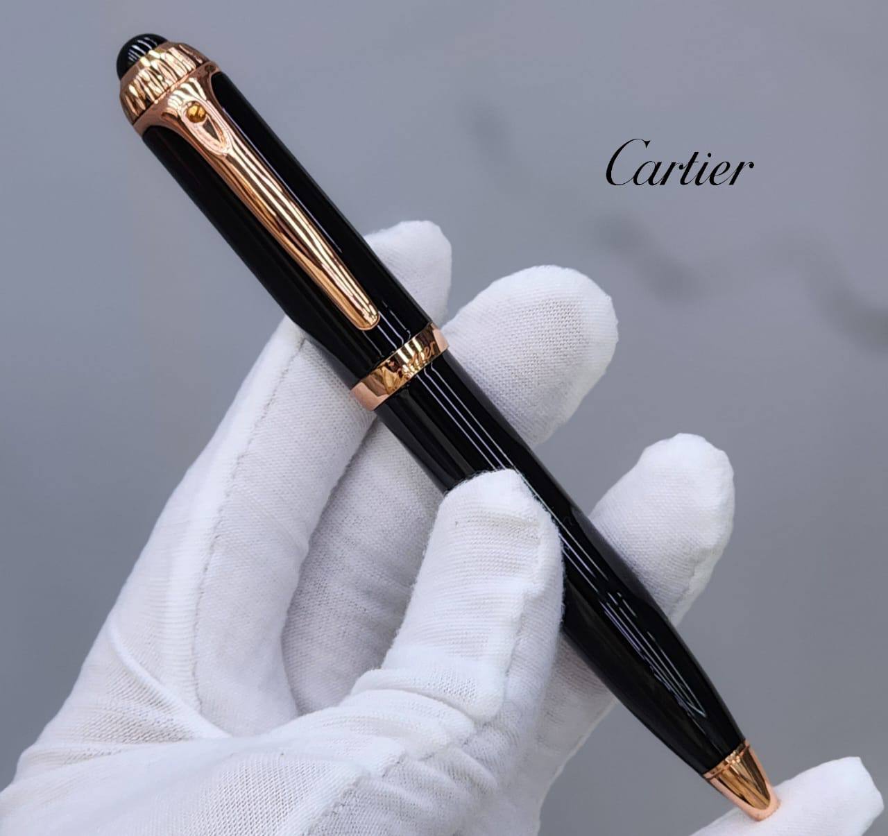 Mont Blanc pen good  
quality 

with box 
🎁🎁🎁

60 dhs🪙🌨️

Zain59
♥️♥️♥️