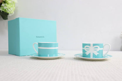 Branded mugs set

130 dhs 
set 4 pc 

with box🎁🎁🎁

Zain205
♥️♥️♥️