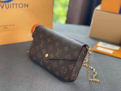 LV
Master
160 dhs✅

Zain297
♥️♥️♥️
