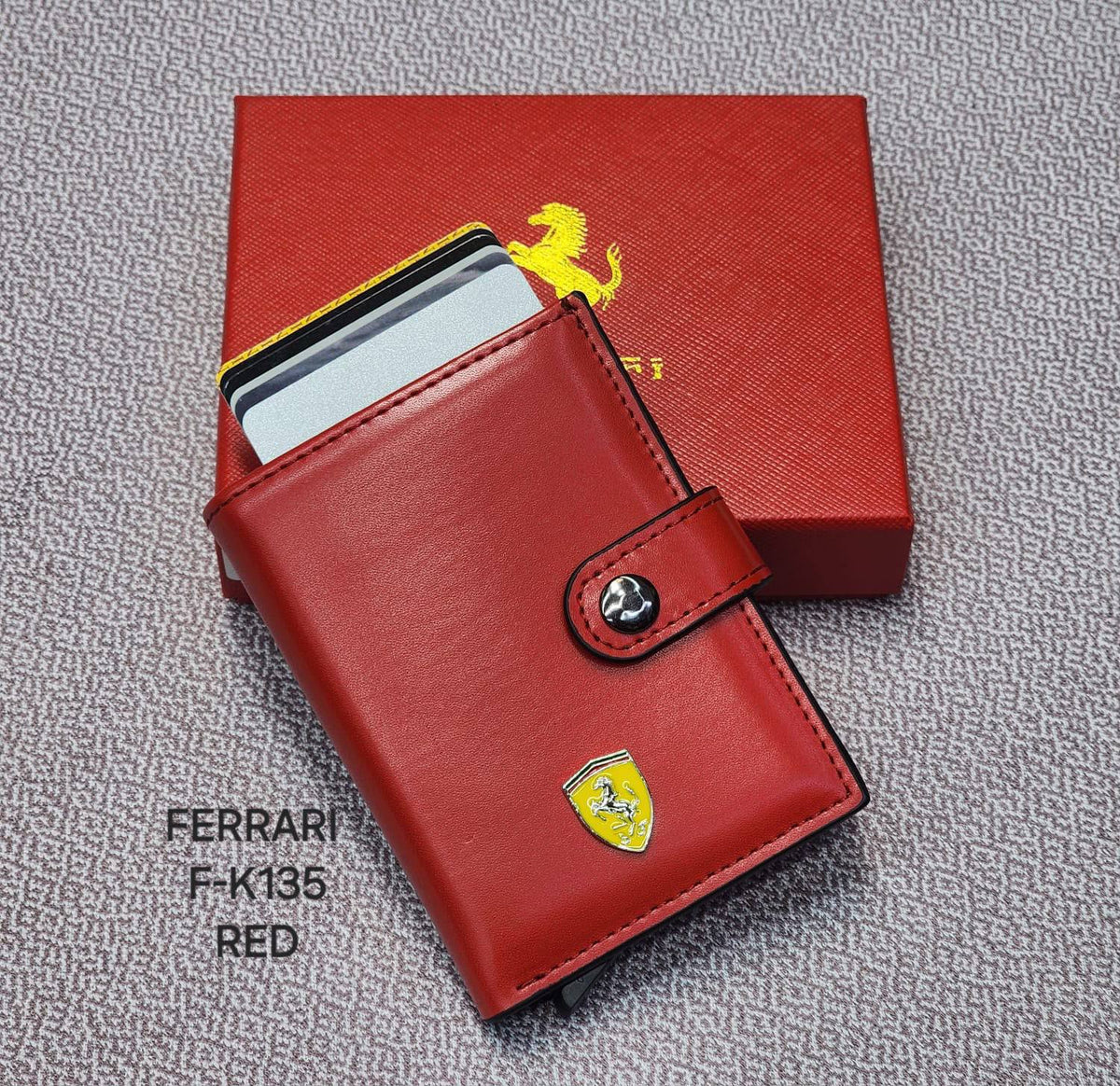 Wallets

Good quality 
70 dhs🇦🇪🇦🇪

Zain182
♥️♥️♥️