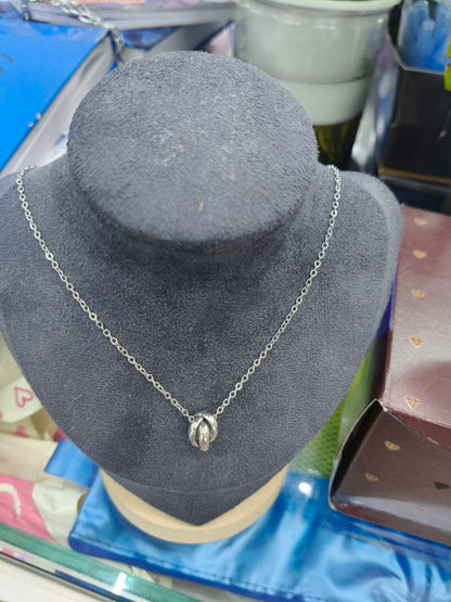 Neklace
25 dhs✅

Zain25
♥️♥️♥️