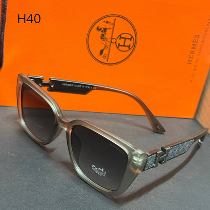 Hermes Sunglass* 
A+ Quality 
Offer price 

50 dhs🪙🌨️
with Master Box 🗃️

Zain48
♥️♥️♥️