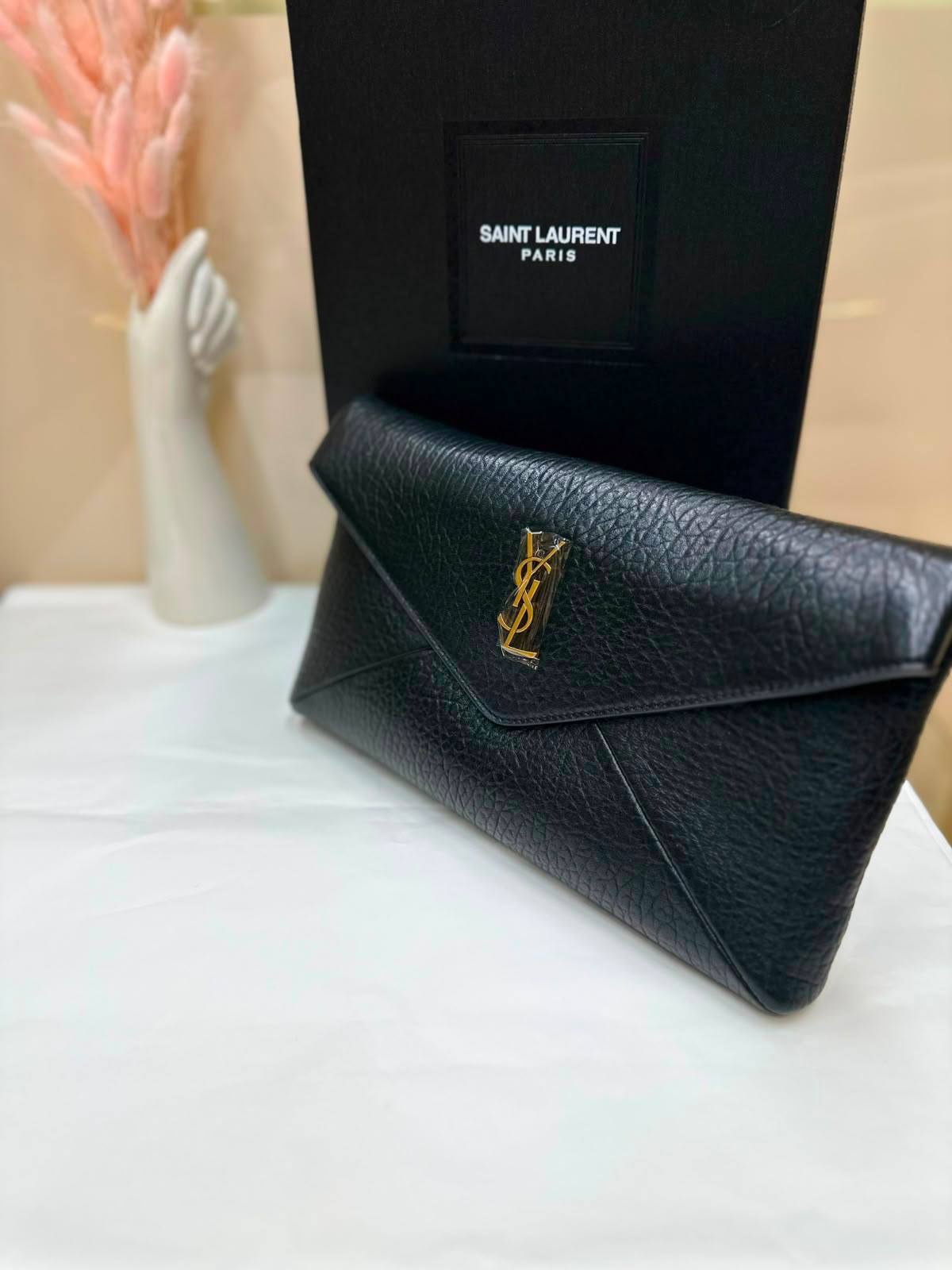 YSL NEW COLLECTION 💕💕
Supper master quality 💯
Available ❤️
With full packing 📦🎀
For Price 👇 WhatsApp✅
0568585901 
0507557372
0552275751 Owner Zain 👌

Zain252
♥️♥️♥️