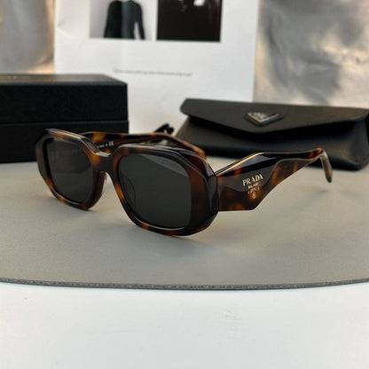 *SUNGLASSES WOMEN*

*MASTER QUALITY*

260 dhs💓

Zain202
♥️♥️♥️