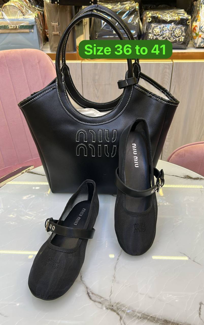 Miumiu 
only Shoes👌

Size 36 to 41

110 dhs💓

Zain103
♥️♥️♥️