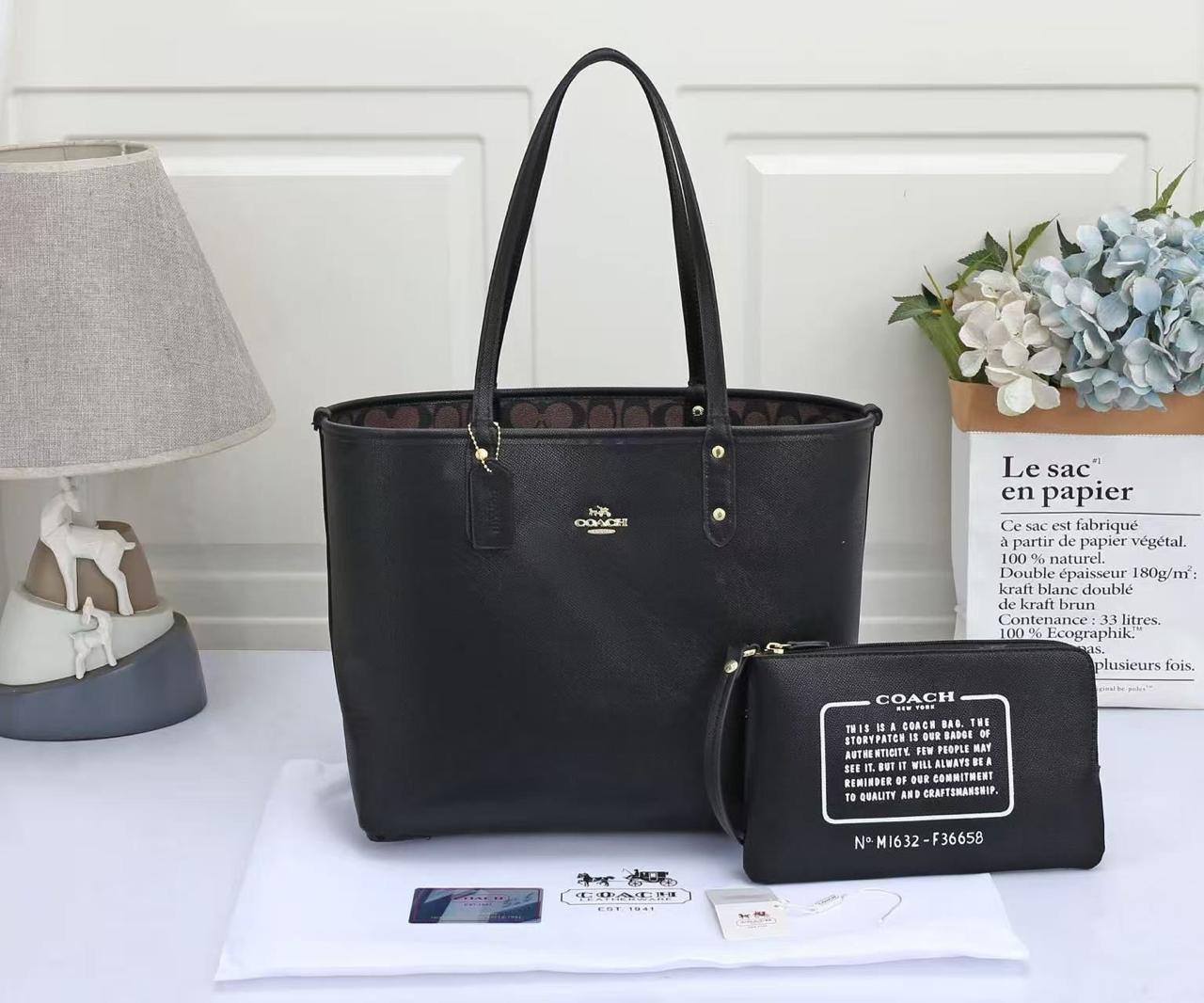 COACH 
 GOOD QUALITY 
DOUBLE  FACE  
120 dhs✅

Zain17
♥️♥️♥️