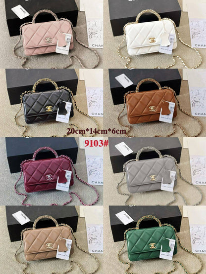 CHANEL

 NEW CAME GOOD QUALITY 
WITH BOX 
🎁🎁🎁

100 dhs🌺

Zain39
♥️♥️♥️