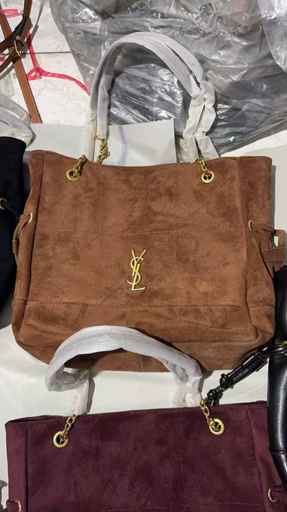 YSL 
good quality 
120 dhs✅

Zain278
♥️♥️♥️