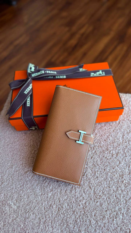 🧡 HERMES BEARN 🧡
LONG WALLET ✨
FULL : HANDMADE 
With Original packing 🎁
For Price 👇 WhatsApp✅
0568585901 
0507557372
0552275751 Owner Zain 👌

Zain280
♥️♥️♥️