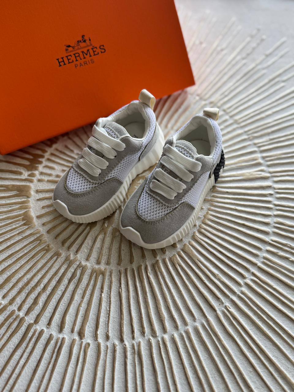 New collection{}
HERMES 
 Super master quality 😍
Size:21To 28
240 dhs🪙🖤

Zain261
♥️♥️♥️