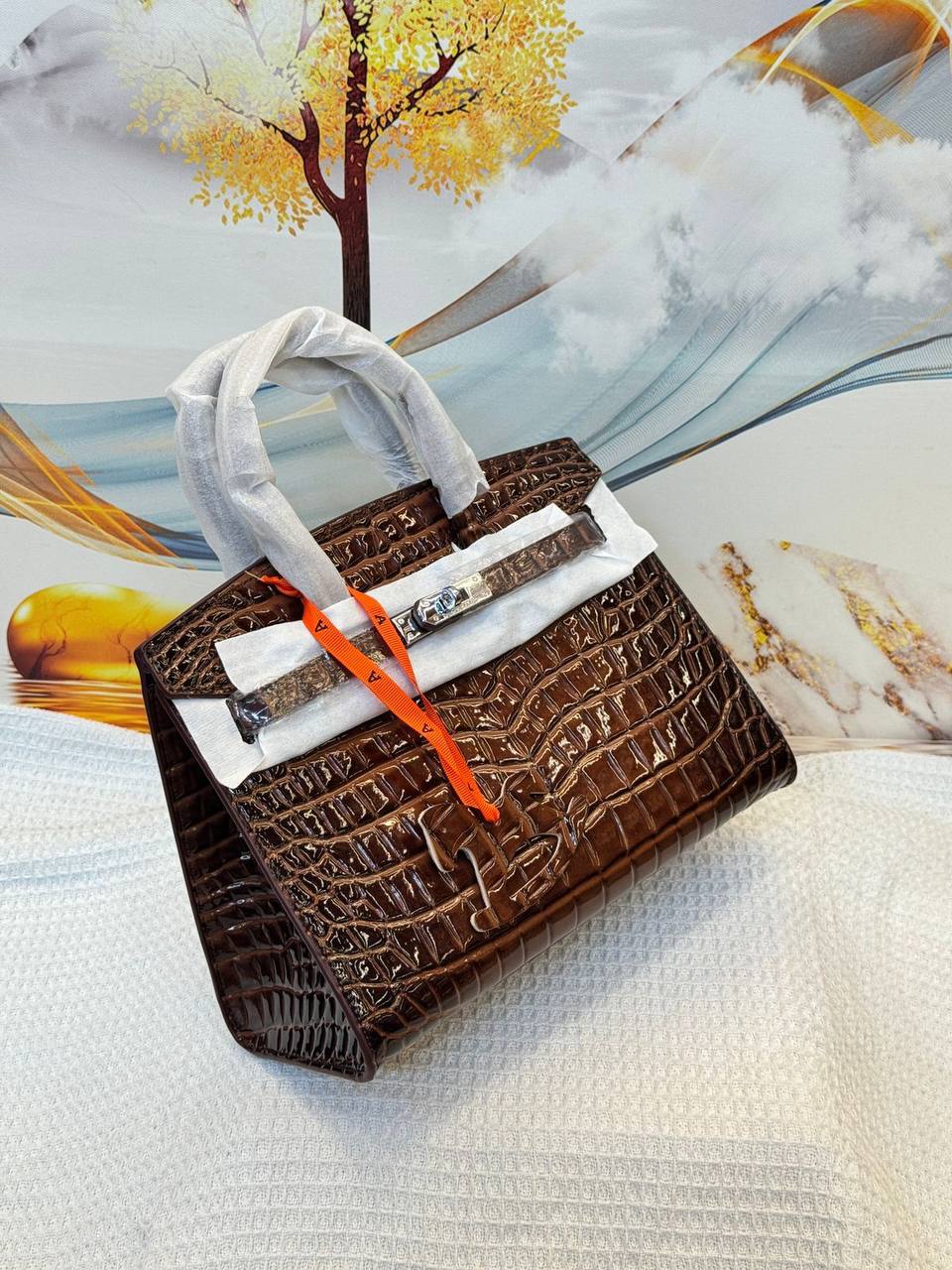 Hermes 
Best quality with box’s 
130 dhs✅
size 25 Cm

Zain290
♥️♥️♥️