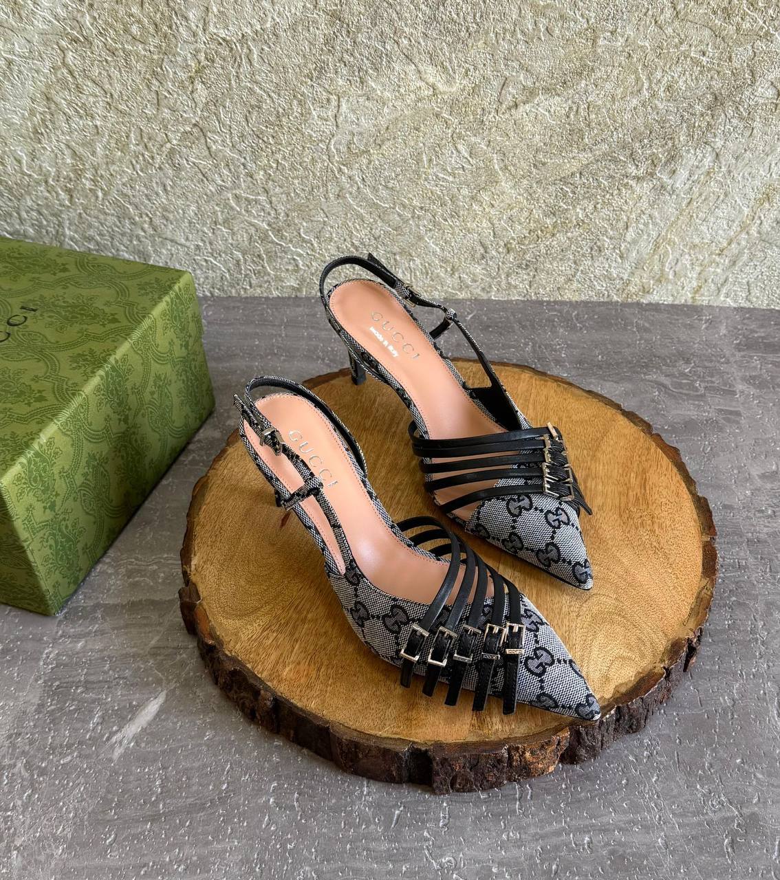 GUCCI 
SuperMaster Quality 💯
450 dhs✅
Size: 36-41💥

Zain171
♥️♥️♥️
