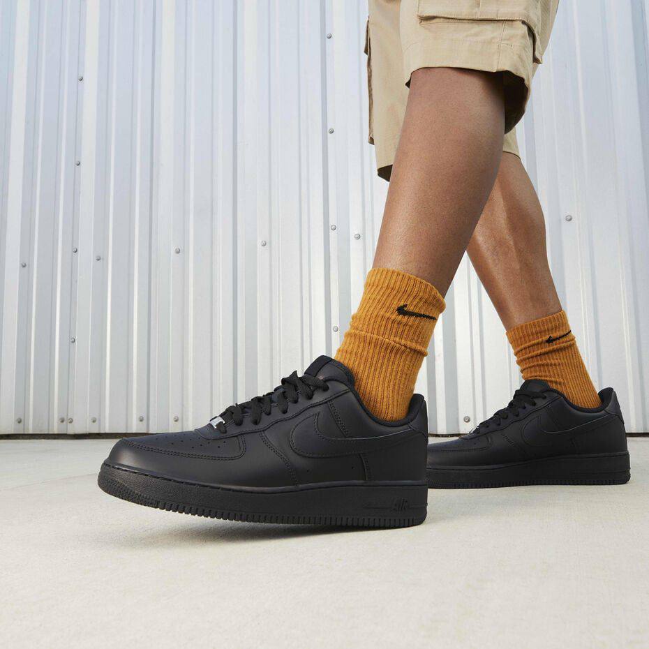 Airforce 1 ‘black’🖤
36-45 AVAILABLE 🤩
150 dhs✅

Zain242
♥️♥️♥️