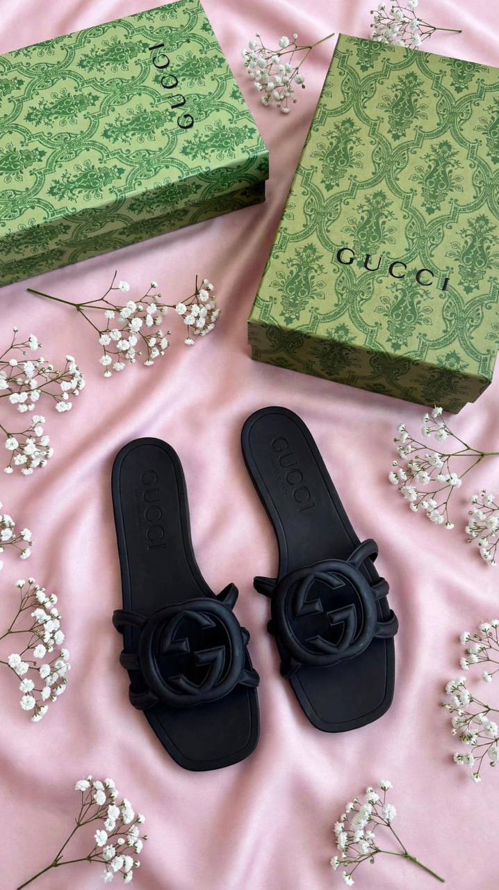 RESTOCK

GuCCi 

36 to 41 

95 dhs🇦🇪🇦🇪

Zain236
♥️♥️♥️