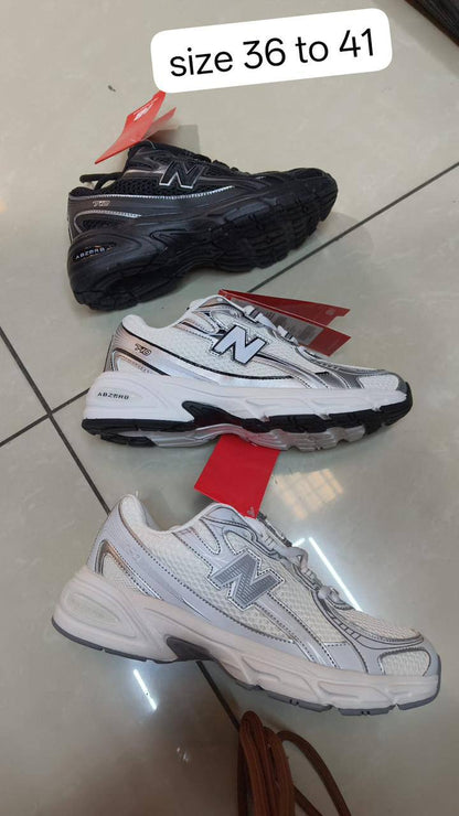 new balance 740

size 36 to 41

100 dhs❣️

Zain146
♥️♥️♥️