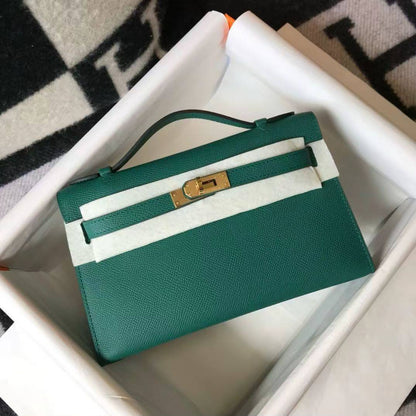 Hermes pochette 21cm💥master quality ✅with box 📦 
340 dhs🇦🇪🇦🇪

Zain52
♥️♥️♥️