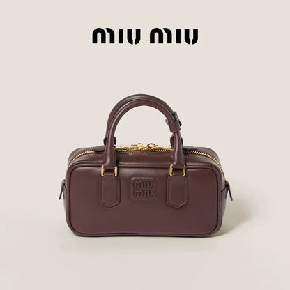 Miu Miu
95 dhs🇦🇪🇦🇪
with box

Zain07
♥️♥️♥️