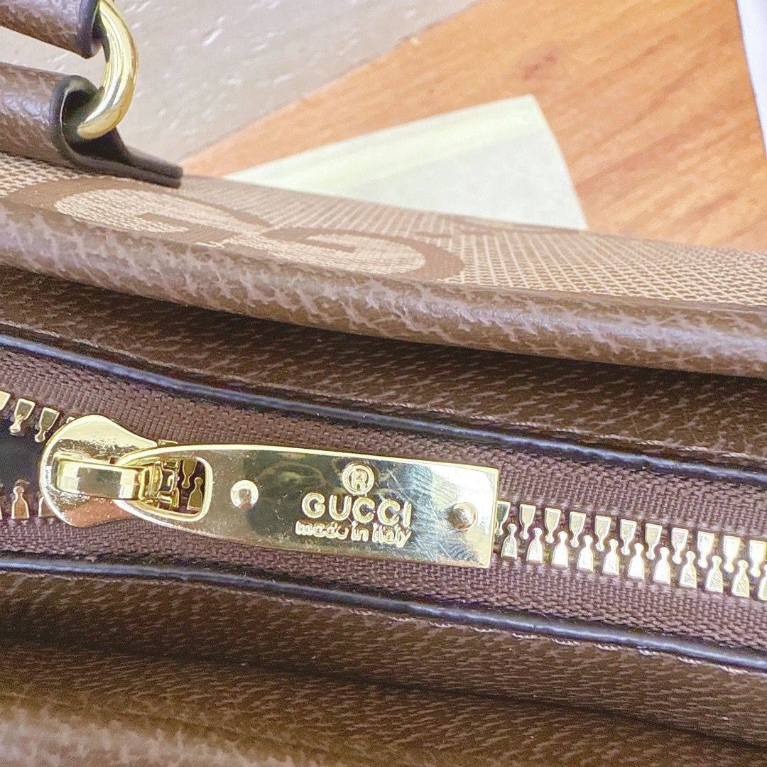 GUCCI ᴏᴘʜɪᴅɪᴀ ᴍɪɴɪ
 ᴛᴏᴛᴇ ʙᴀɢ
ɢᴏʟᴅ ʜᴀʀᴅᴡᴀʀᴇ
sɪᴢᴇ : 27 cm

70 dhs✅

Zain31
♥️♥️♥️