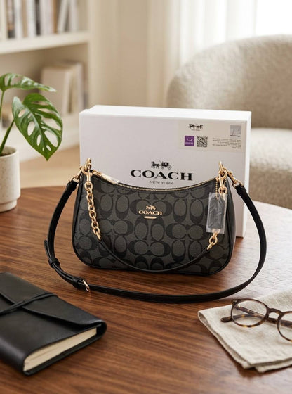 Coach Terry 25
Size 25
100 dhs🇦🇪🇦🇪

Withbox
High Quality
Zain44
♥️♥️♥️