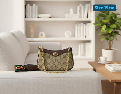 Gucci
Good quality 
with box 
🎁🎁🎁

90 dhs🪙🌨️

Zain186
♥️♥️♥️