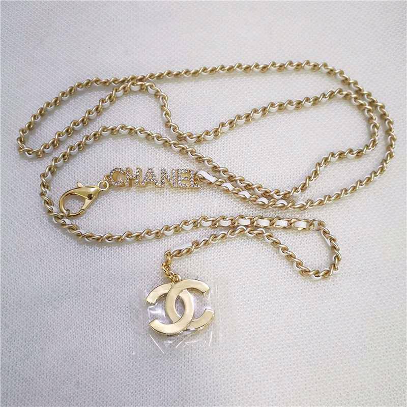 Chanel
120 dhs🪙💕 

with Box
🎁🎁🎁

Zain89
♥️♥️♥️