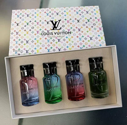 Perfumes Set
60 dhs💓

Zain285
♥️♥️♥️
