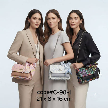 Coach ᴋʟᴀʀᴇ
sʜᴏᴜʟᴅᴇʀ & ᴄʀᴏssʙᴀɢ
ғᴇᴀᴛᴜʀɪɴɢ ᴘᴀsᴛᴇʟ ᴄᴏʟᴏʀs
sɪɢɴᴀᴛᴜʀᴇ ᴄᴀɴᴠᴀs ᴅᴇsɪɢɴ
ᴅᴇᴄᴏʀᴀᴛɪᴠᴇ ʙᴏᴡ ᴅᴇᴛᴀɪʟ
sɪʟᴠᴇʀ ʜᴀʀᴅᴡᴀʀᴇ
sɪᴢᴇ : 21 cm
ᴡɪᴛʜ BOX

80 dhs✅

Zain31
♥️♥️♥️