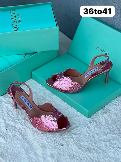Gianvito Rossi
💯high quality
Size 36-37-38-39-40-41

110 dhs✅

Zain86
♥️♥️♥️