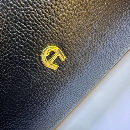 CELINE 
HIGH QUALITY
130 dhs✅

Zain39
♥️♥️♥️