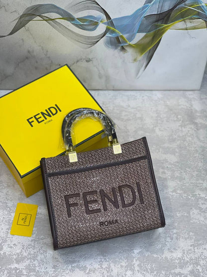 Fendi
130 dhs✅

With box
🎁🎁🎁

Zain175
♥️♥️♥️