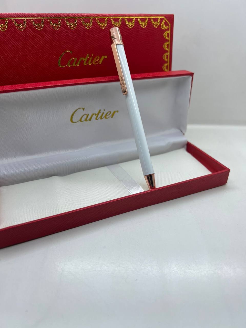 Cartier
Pen
65 dhs✅

Zain182
♥️♥️♥️