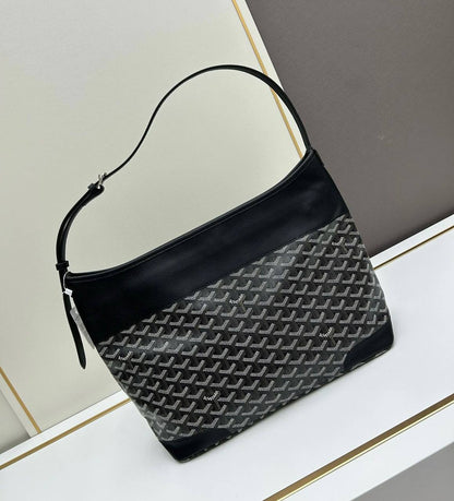 GOYARD 

COPY ONE 

NEW CAME 

170 DHS🇦🇪🇦🇪🇦🇪

Zain295
♥️♥️♥️