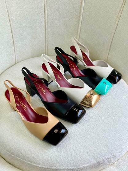 Chanel 
Super Quality AAA+
With original packaging 
Size: 36 to 42
 Available now

 500 dhs🇦🇪🇦🇪

Zain309
♥️♥️♥️