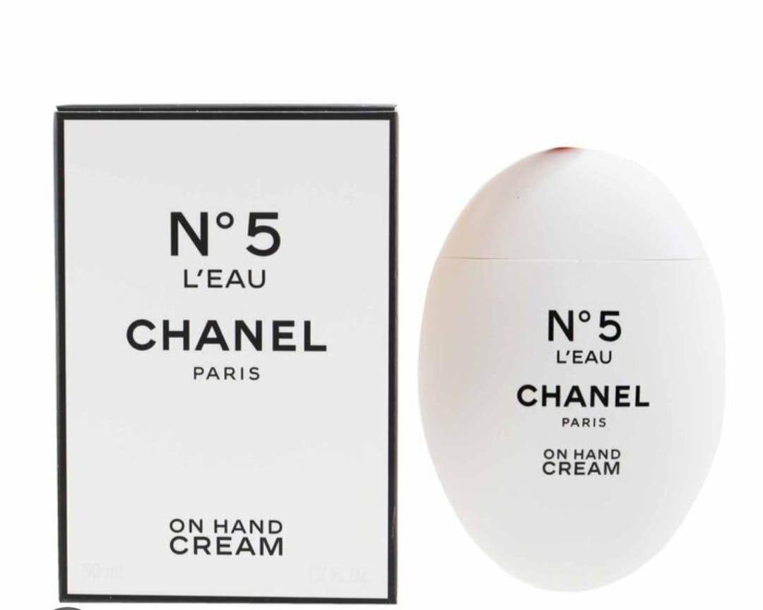 Chanel
Small 20 dhs🪙🌨️
Big 25 dhs🪙🌨️

Zain109
♥️♥️♥️