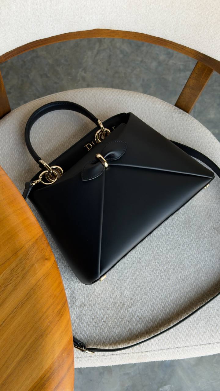 New collection ⚜️
DIOR 🩷
VIP quality 💎
Dior Cigale Bag✨
Size : 27 cm
For Price 👇 WhatsApp✅
0568585901 
0507557372
0552275751 Owner Zain 👌

Zain336
♥️♥️♥️