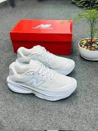New Balance Ellipse v1 white 
36-45 AVAILABLE 😇
210 dhs🇦🇪🇦🇪🇦🇪


Zain242
♥️♥️♥️