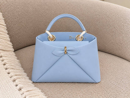DIOR 
SUPER MASTER QUALITY
SIZE : 28 cm
AVAILABLE 


For Price 👇 WhatsApp✅
0568585901 
0507557372
0552275751 Owner Zain 👌

Zain322
♥️♥️♥️