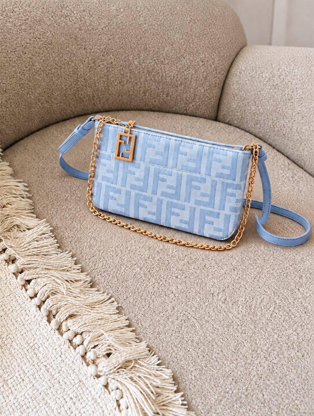 FENDI  
SUPER MASTER QUALITY 
AVAILABLE 

For Price 👇 WhatsApp✅
0568585901 
0507557372
0552275751 Owner Zain 👌

Zain322
♥️♥️♥️