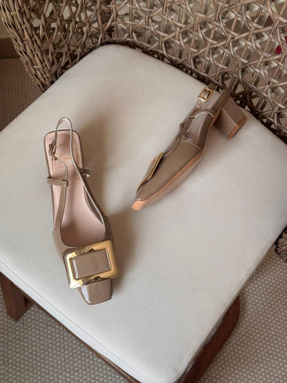 Roger Vivier
✨ New Collection
👠 36–41
💎 Premium Quality
🔥 Super Master
450 dhs💓

Zain198
♥️♥️♥️
