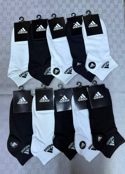 Socks Box
30 dhs🇦🇪🇦🇪

Zain93
♥️♥️♥️