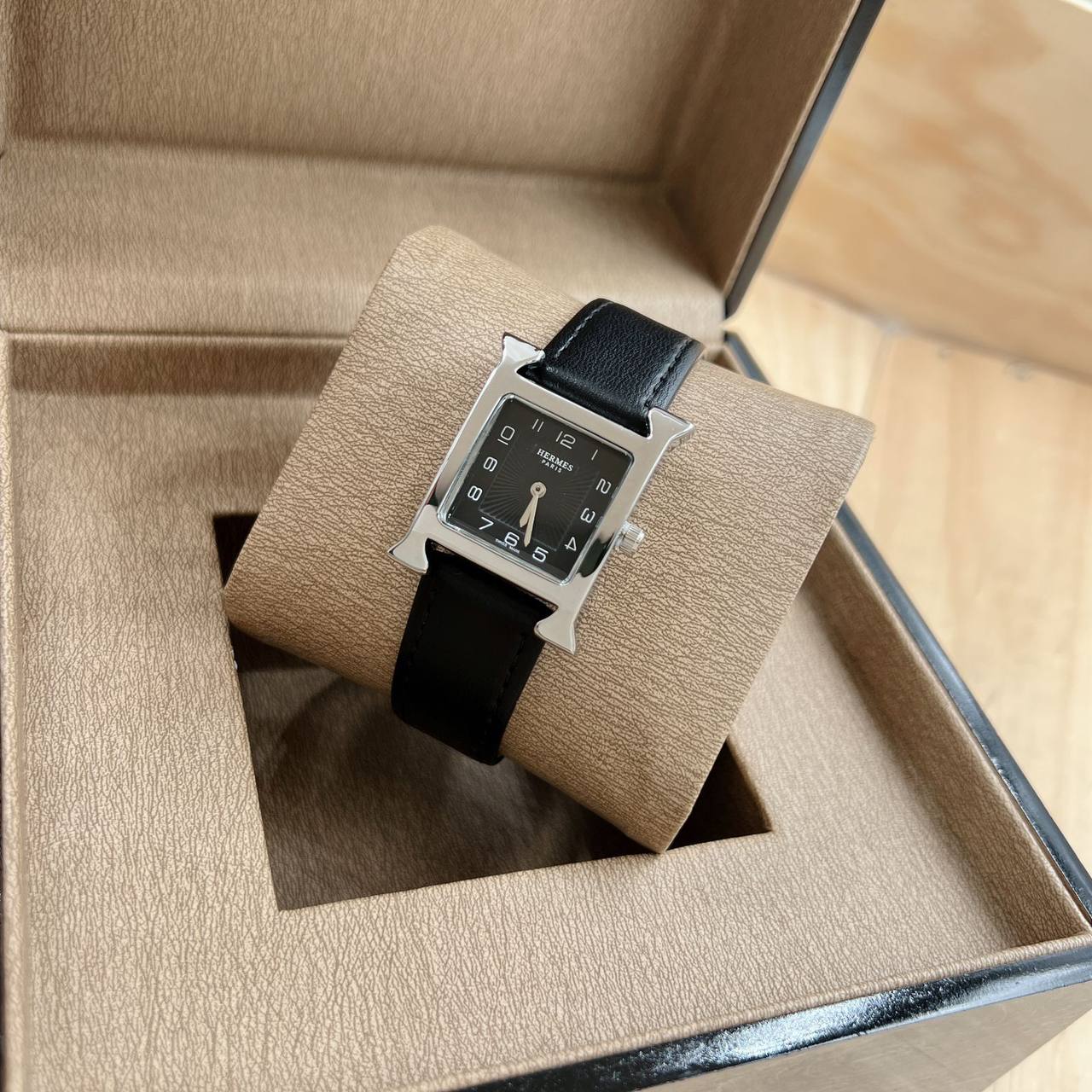 New Stock
60 dhs✅

Zain45
♥️♥️♥️