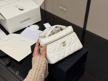 Chanel
Master🖤
250 dhs✅

Zain10
♥️♥️♥️