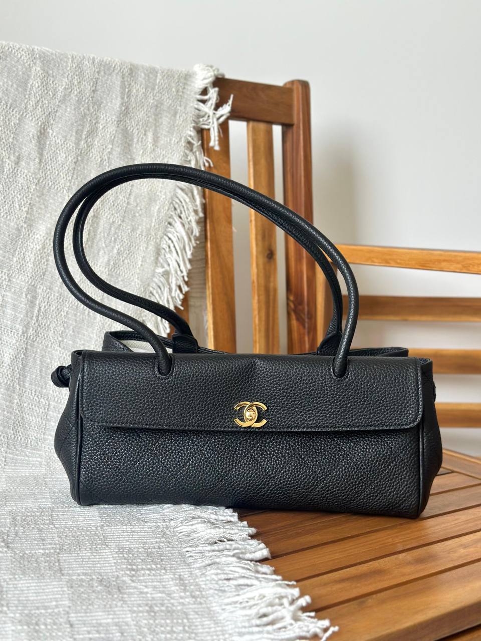 Chanel S26 Shopping Small Tote🥰
*Available In All Colors✅*
*VIP Quality✨*
For Price 👇 WhatsApp✅
0568585901 
0507557372
0552275751 Owner Zain 👌

Zain317
♥️♥️♥️