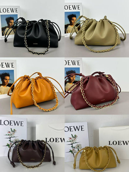 Loewe 
270 dhs🪙🖤
#30cm💕
Master

Zain228
♥️♥️♥️