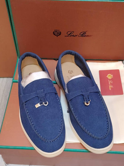 Lora Piana Shoes, 
New Arrived 
Size 36 To 41
130 dhs🪙🌨️

Zain120
♥️♥️♥️