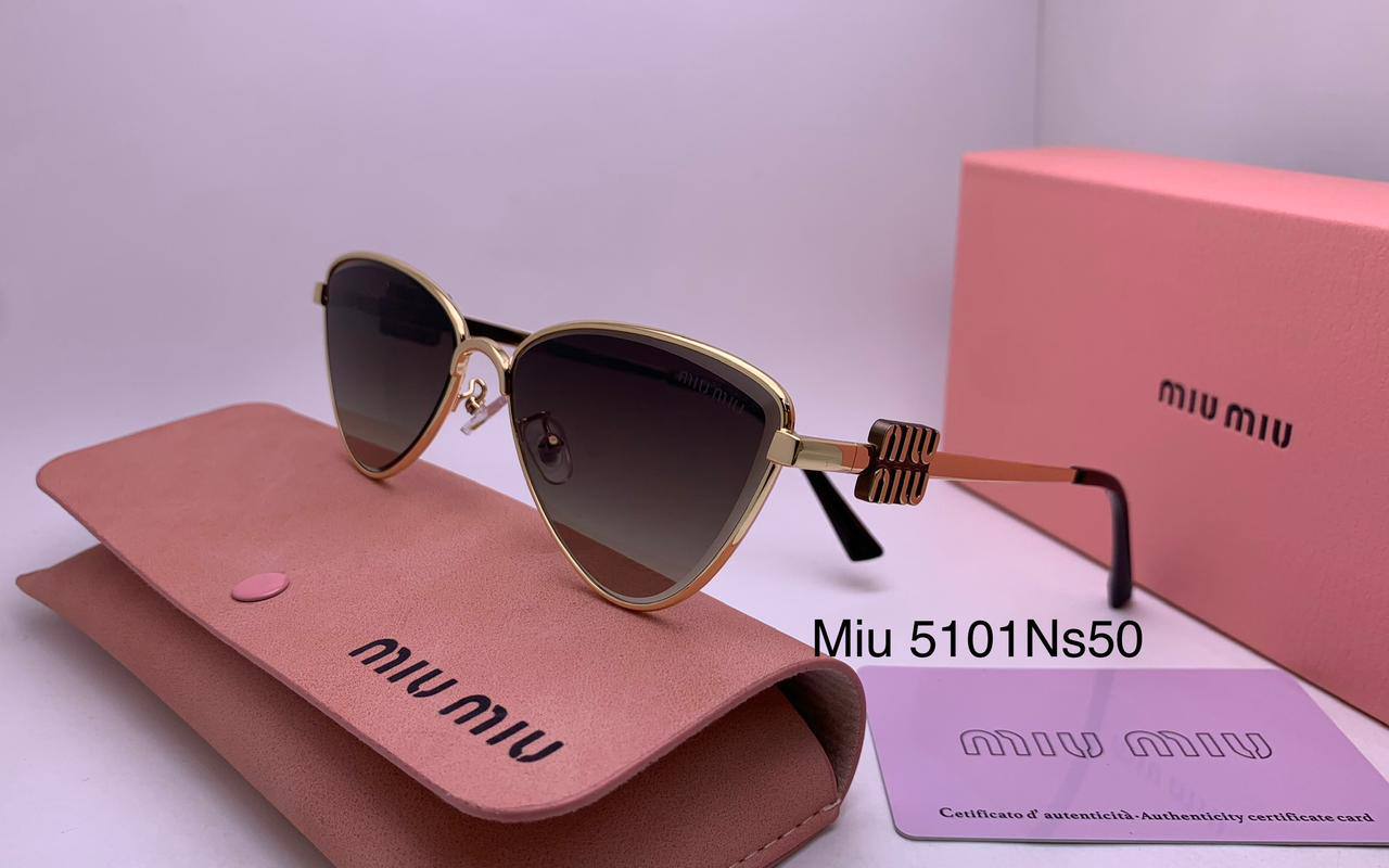 Miu Miu
70 dhs🪙🌨️

Zain126
♥️♥️♥️
