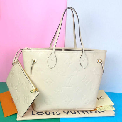 Lv Neverfull Bag
 32Cm 

with Box
270 dhs🇦🇪🇦🇪🇦🇪

Zain131
♥️♥️♥️