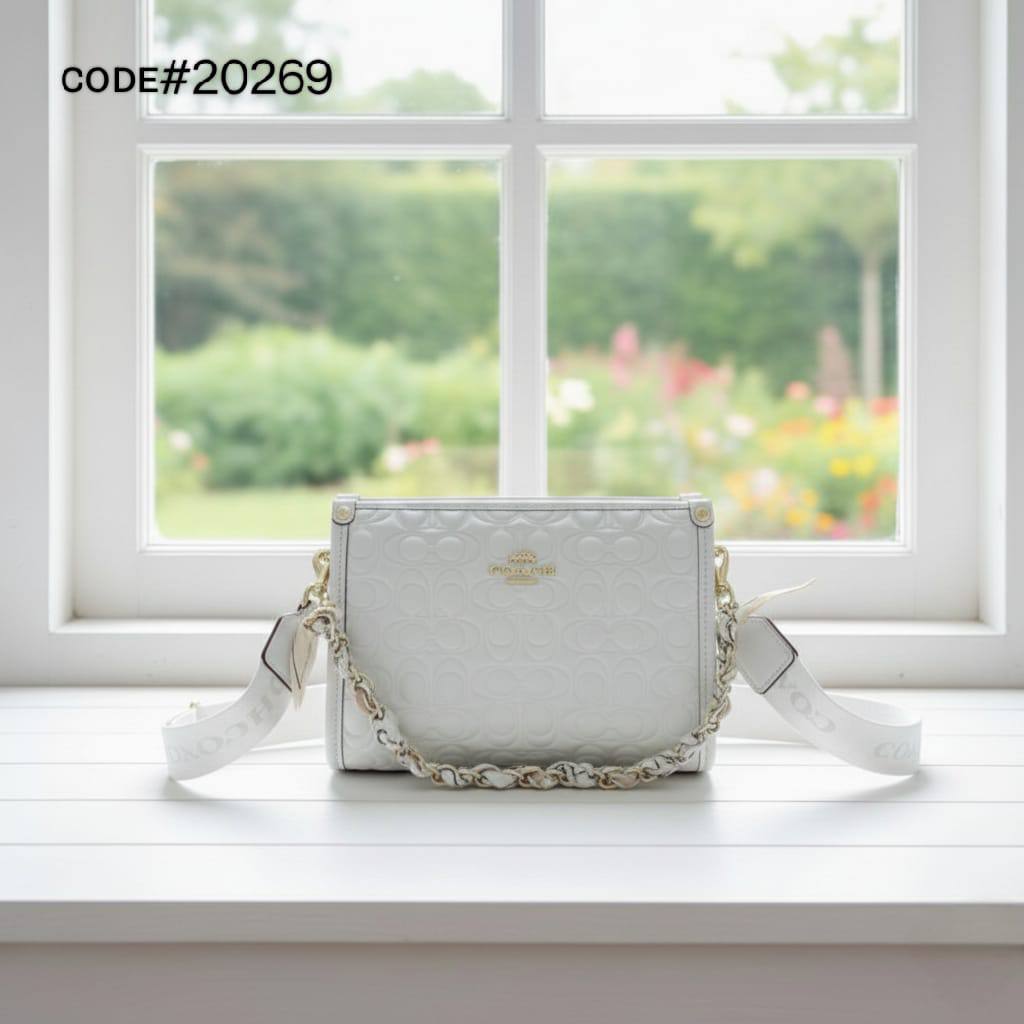 Coach ᴄʀᴏssʙᴀɢ
ᴡɪᴛʜ ᴄʜᴀɪɴ ʙᴇʟᴛ ᴛᴡɪʟʟʏ
sɪᴢᴇ : 24 cm

60 dhs🪙💚

Zain31
♥️♥️♥️